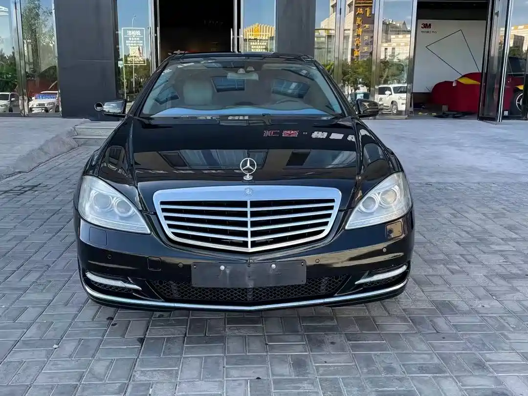 Mercedes-Benz Mercedes-Benz S-Class 2010