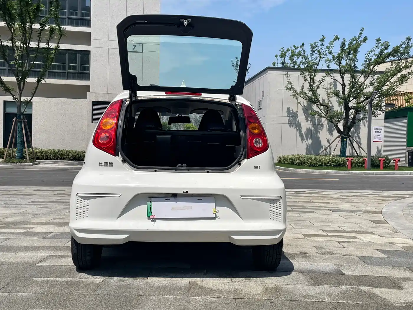 BYD BYD e1