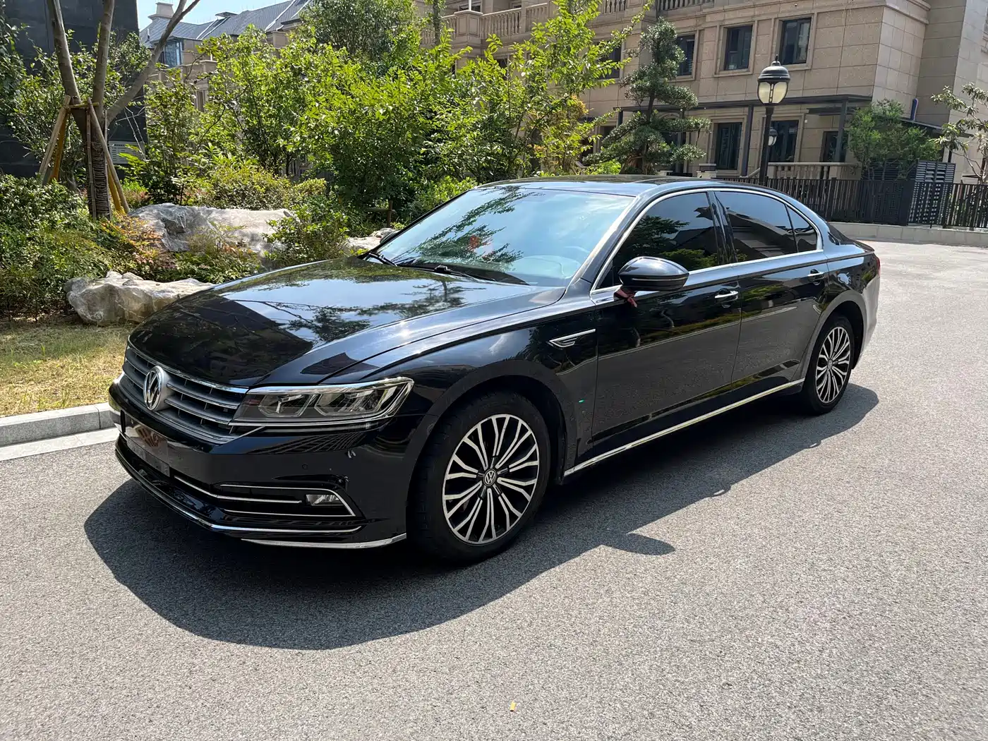 Volkswagen Volkswagen Phideon 2019
