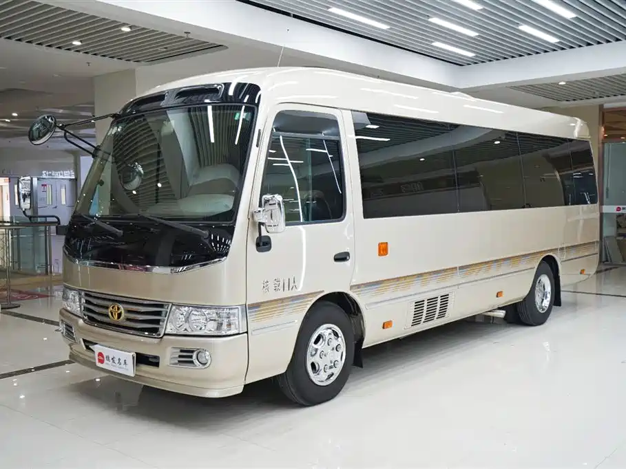 Toyota Coaster 2019