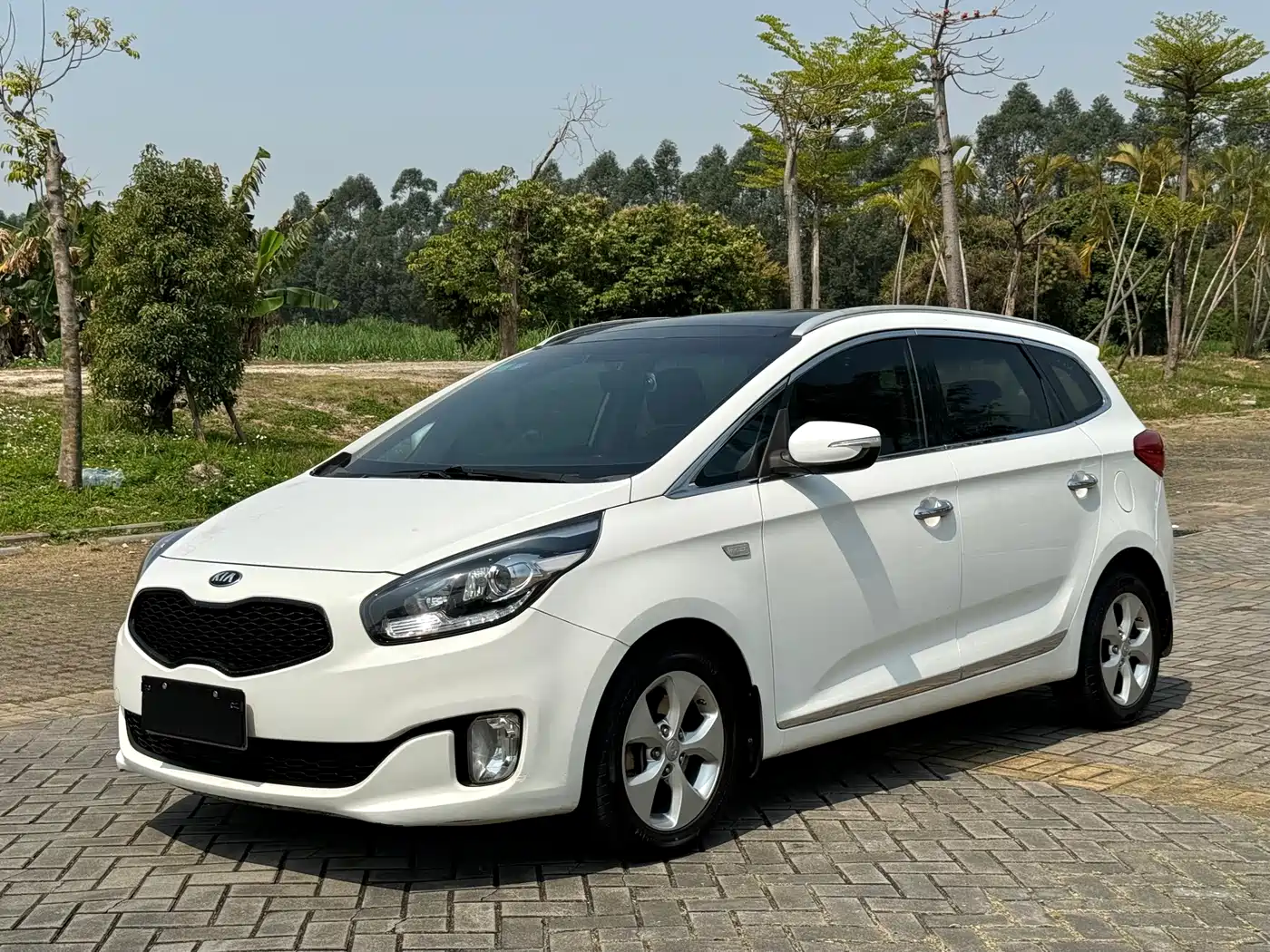 Kia Carens 2013