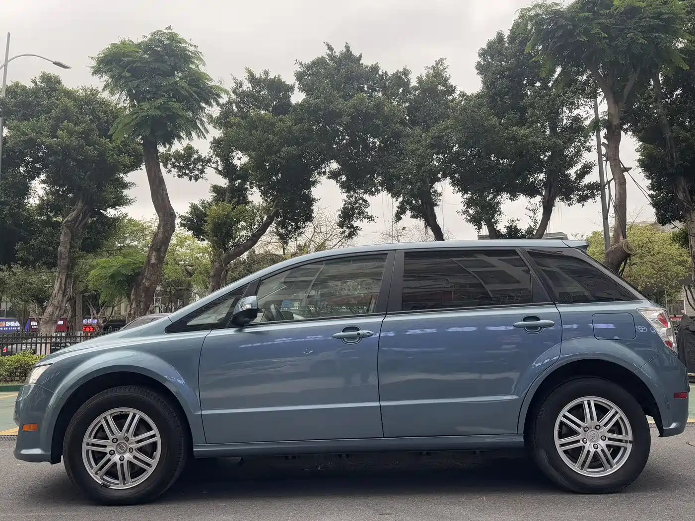 BYD BYD e6