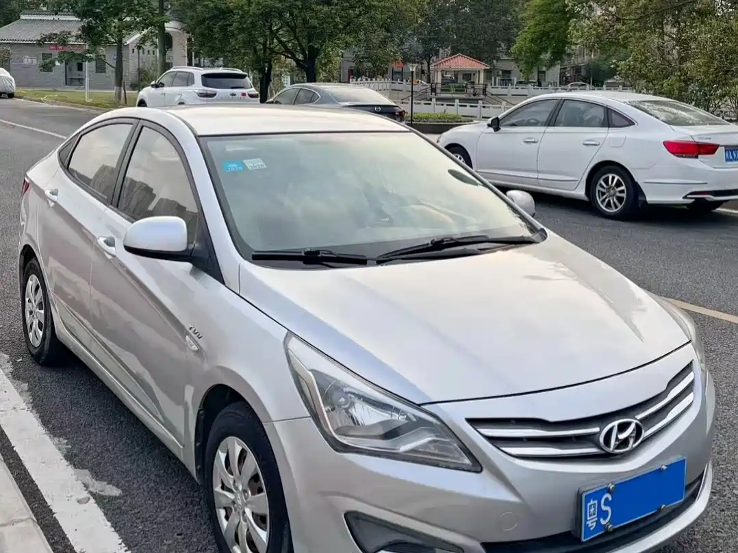 Hyundai Verna