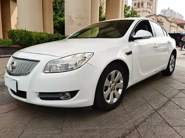 Buick Regal 2013