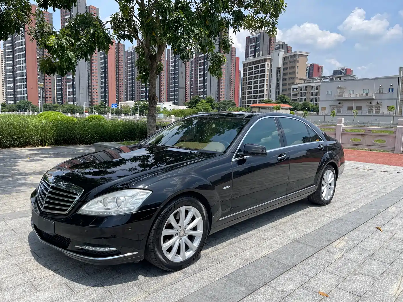 Mercedes-Benz Mercedes-Benz S-Class 2012
