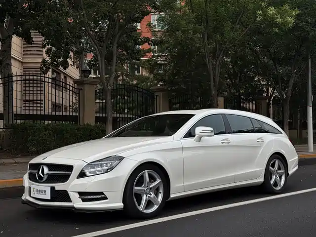 Mercedes-Benz Mercedes-Benz CLS