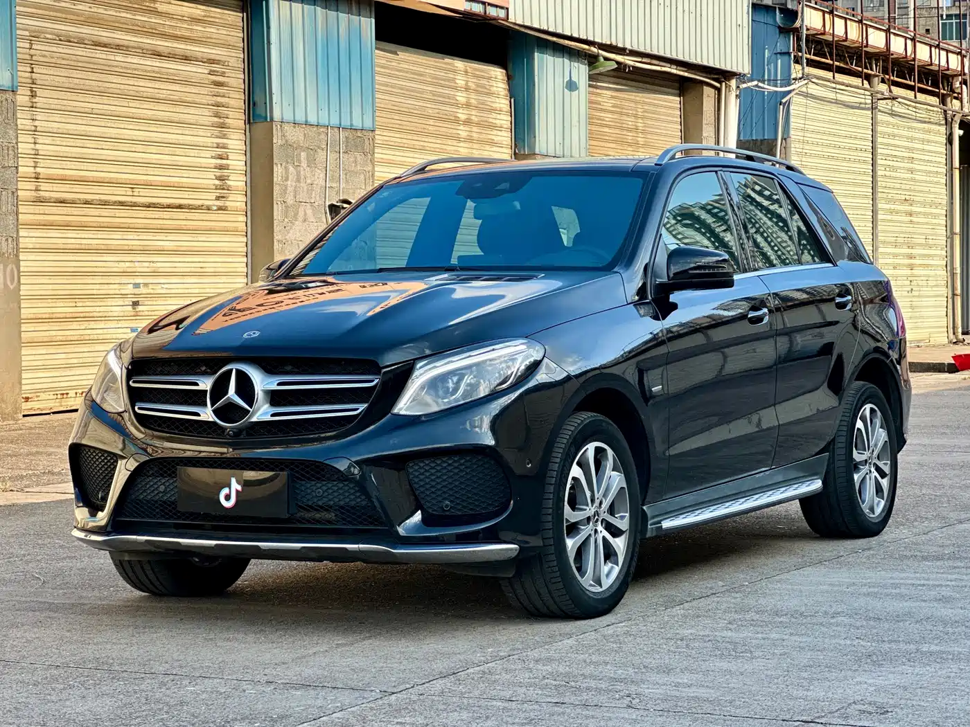 Mercedes-Benz Mercedes-Benz GLE 2016