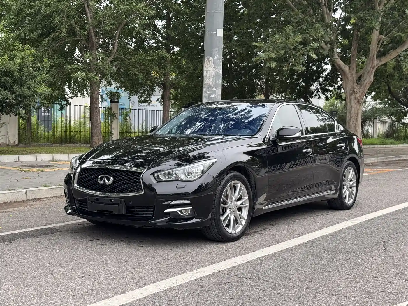Infiniti Infiniti Q50L 2016