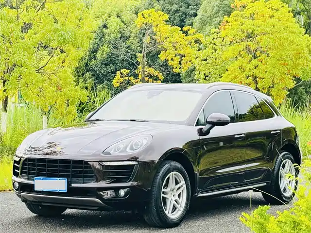 Porsche Macan 2015