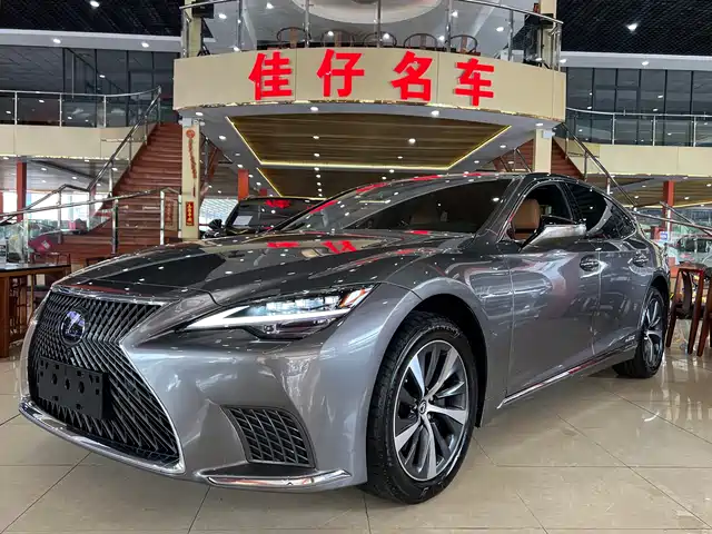 Lexus Lexus LS 2021