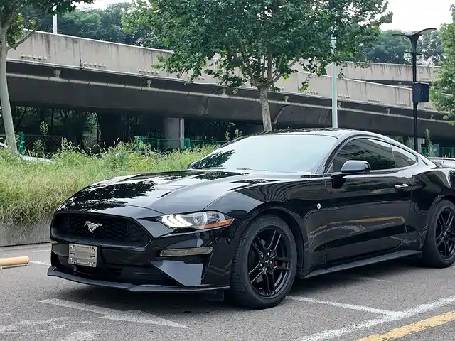 Ford Mustang 2022