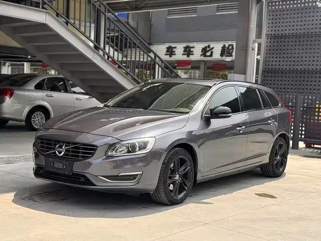Volvo Volvo V60 2013