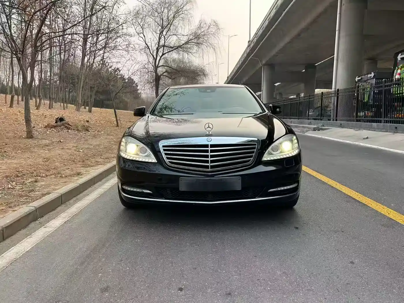 Mercedes-Benz Mercedes-Benz S-Class 2012