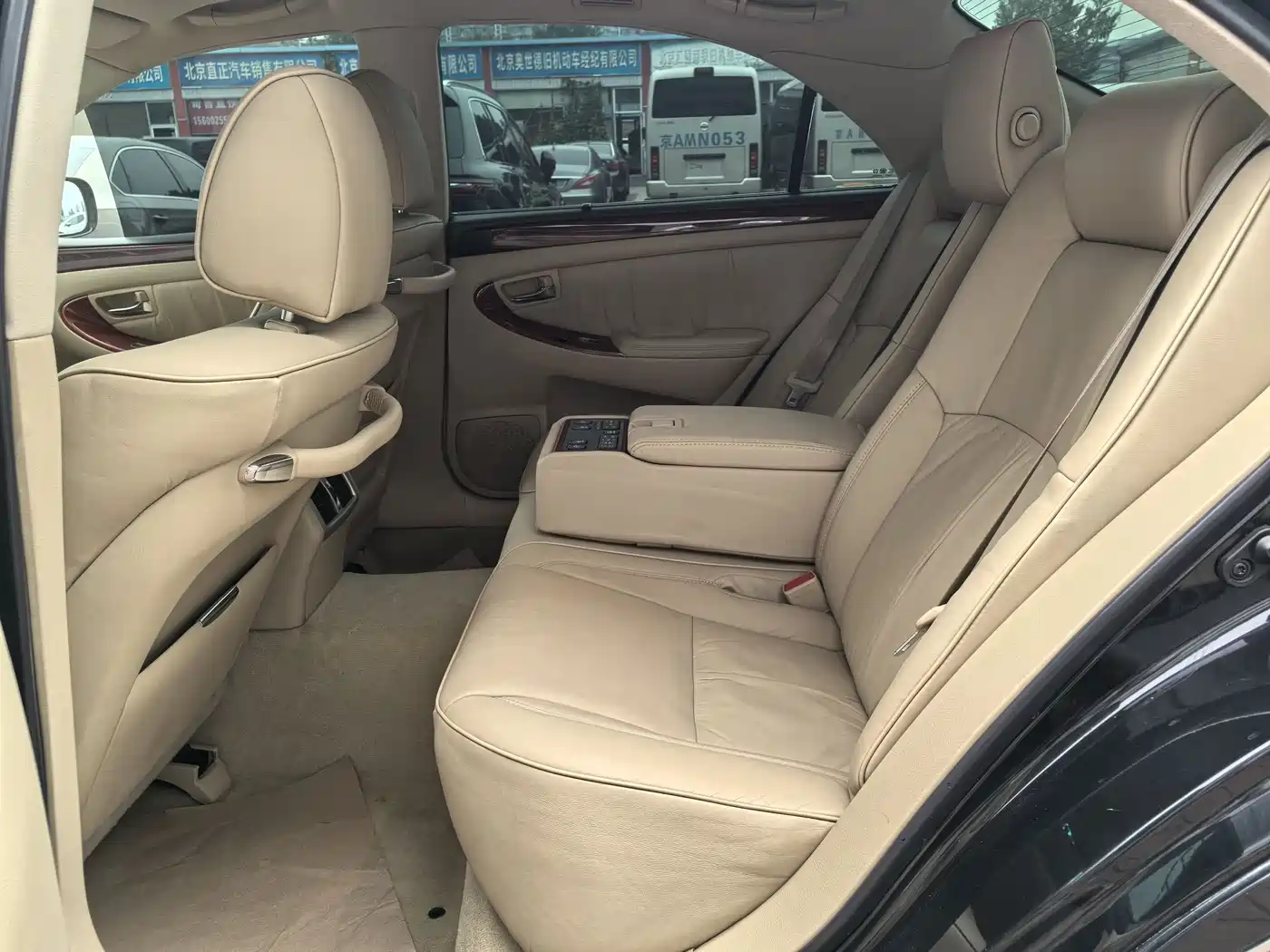 Hongqi Оригинал: Hongqi盛世