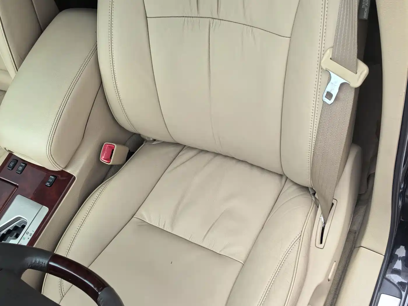 Hongqi Оригинал: Hongqi盛世