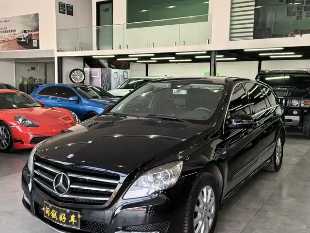 Mercedes-Benz Mercedes-Benz R-Class 2017