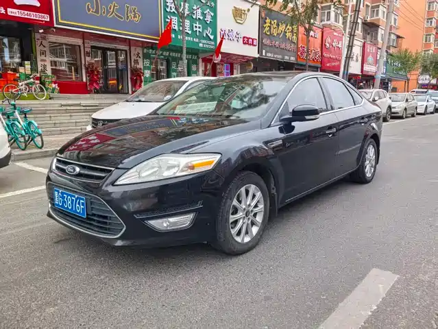 Ford Mondeo Zhisheng