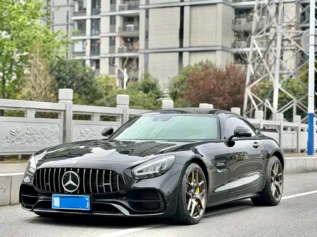 Mercedes-Benz AMG GT 2022