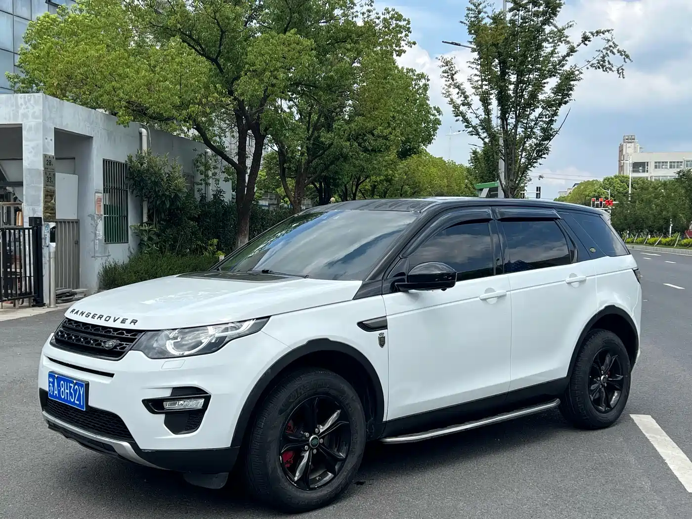 Land Rover Discovery Sport 2015