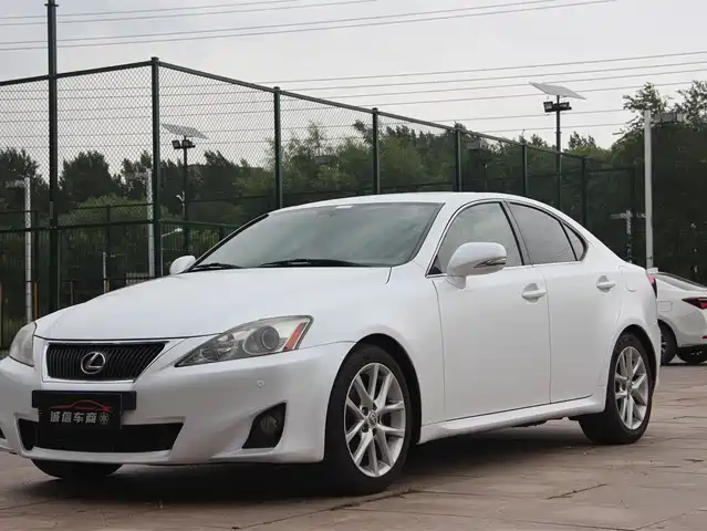 Lexus Lexus IS