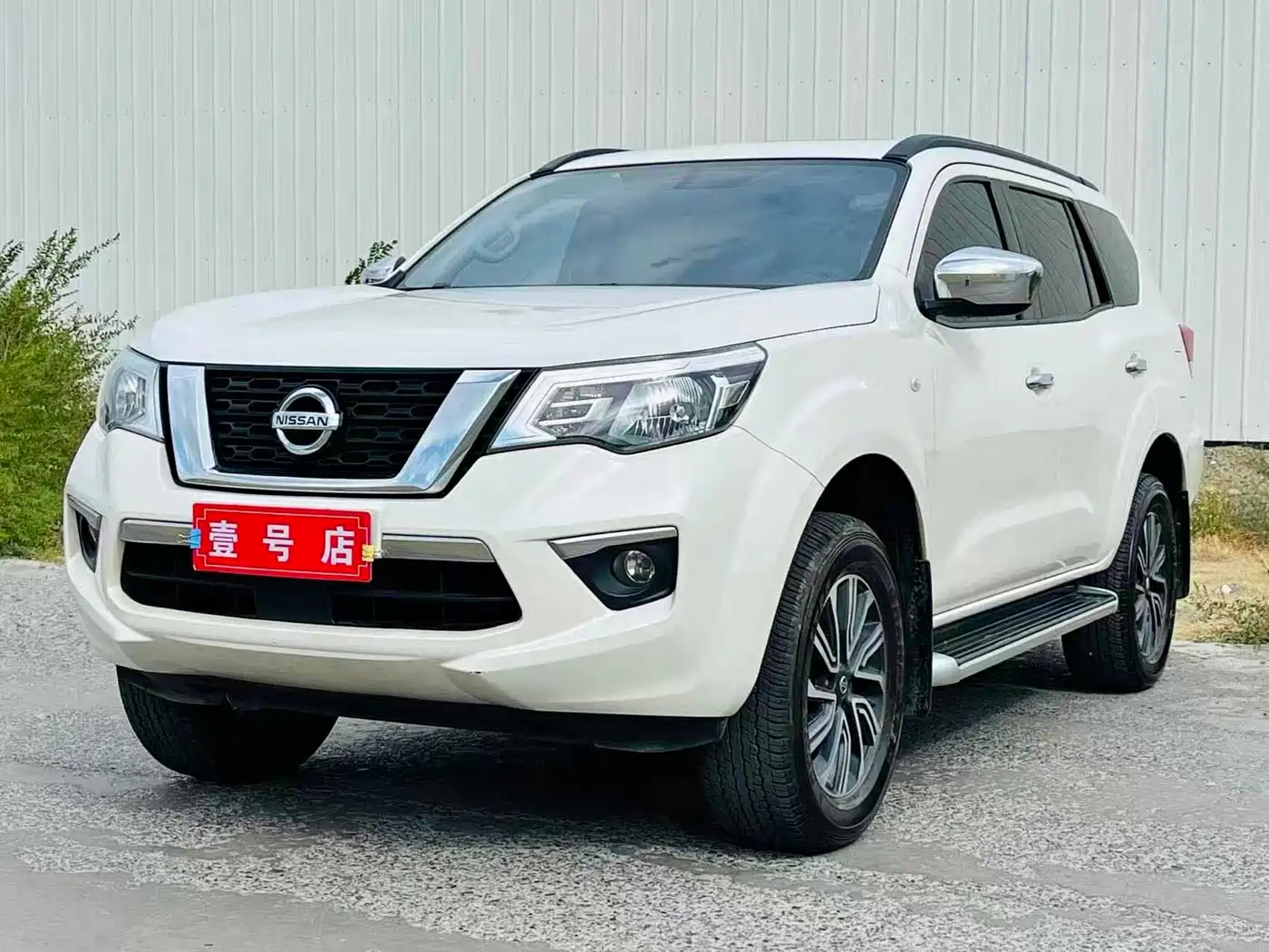Nissan Terra 2019