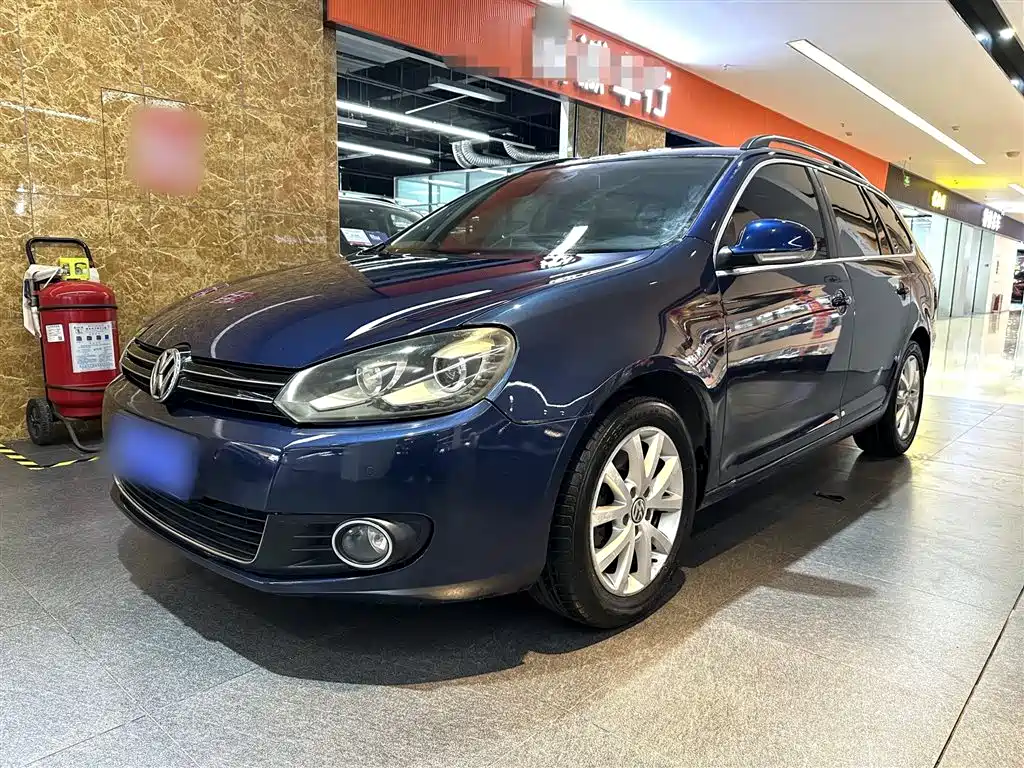 Volkswagen Golf (Import) 2011