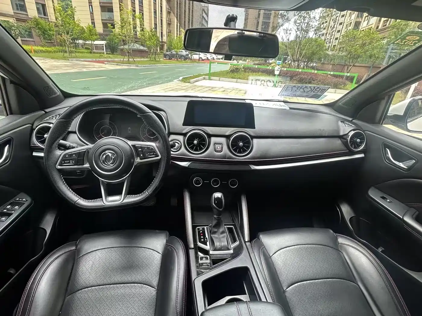Dongfeng Fengguang Fengon 500