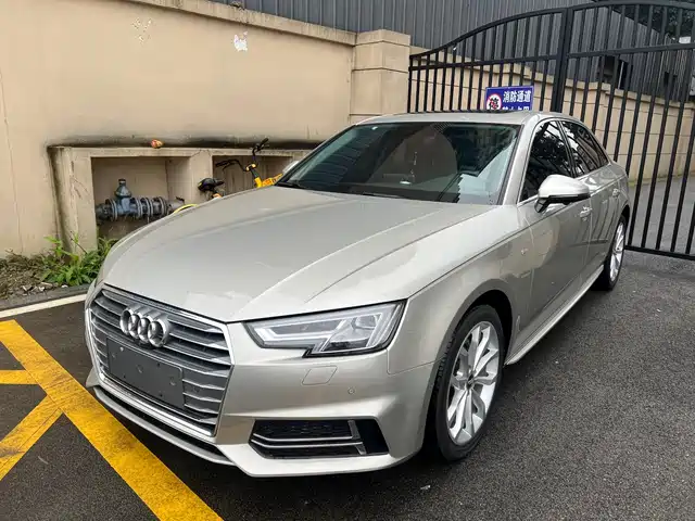 Audi Audi A4L 2017