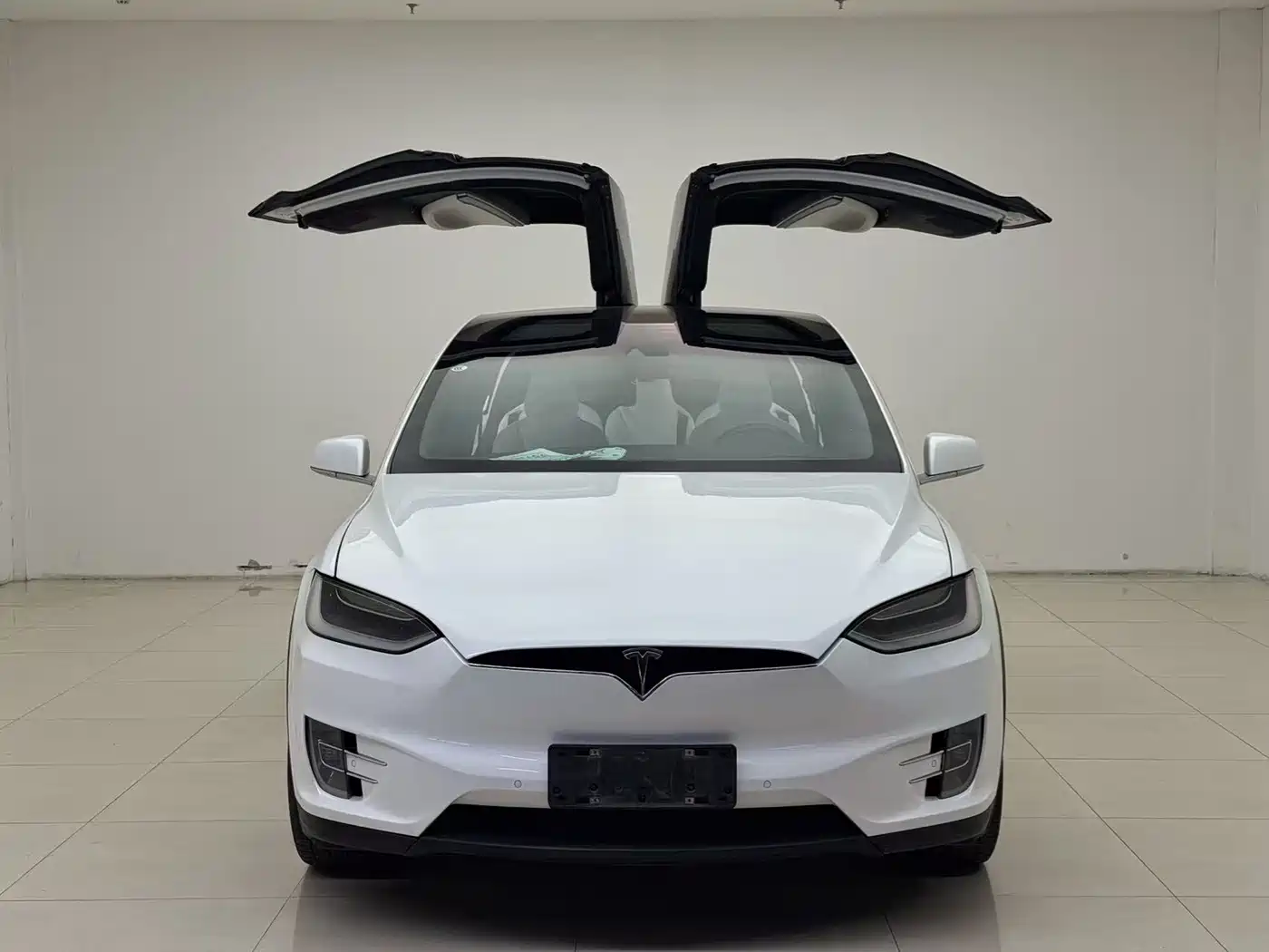 Tesla Model X 2016