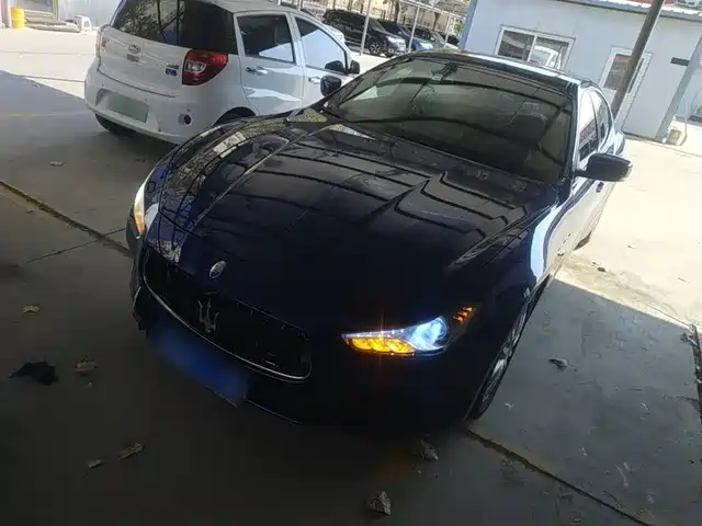 Maserati Ghibli 2013