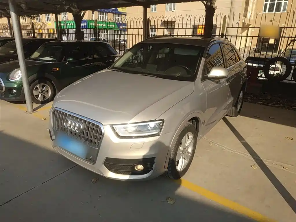 Audi Audi Q3 2014