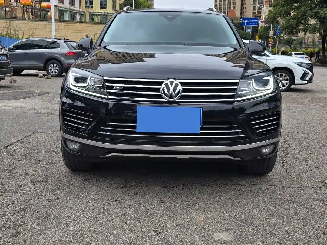 Volkswagen Touareg 2015