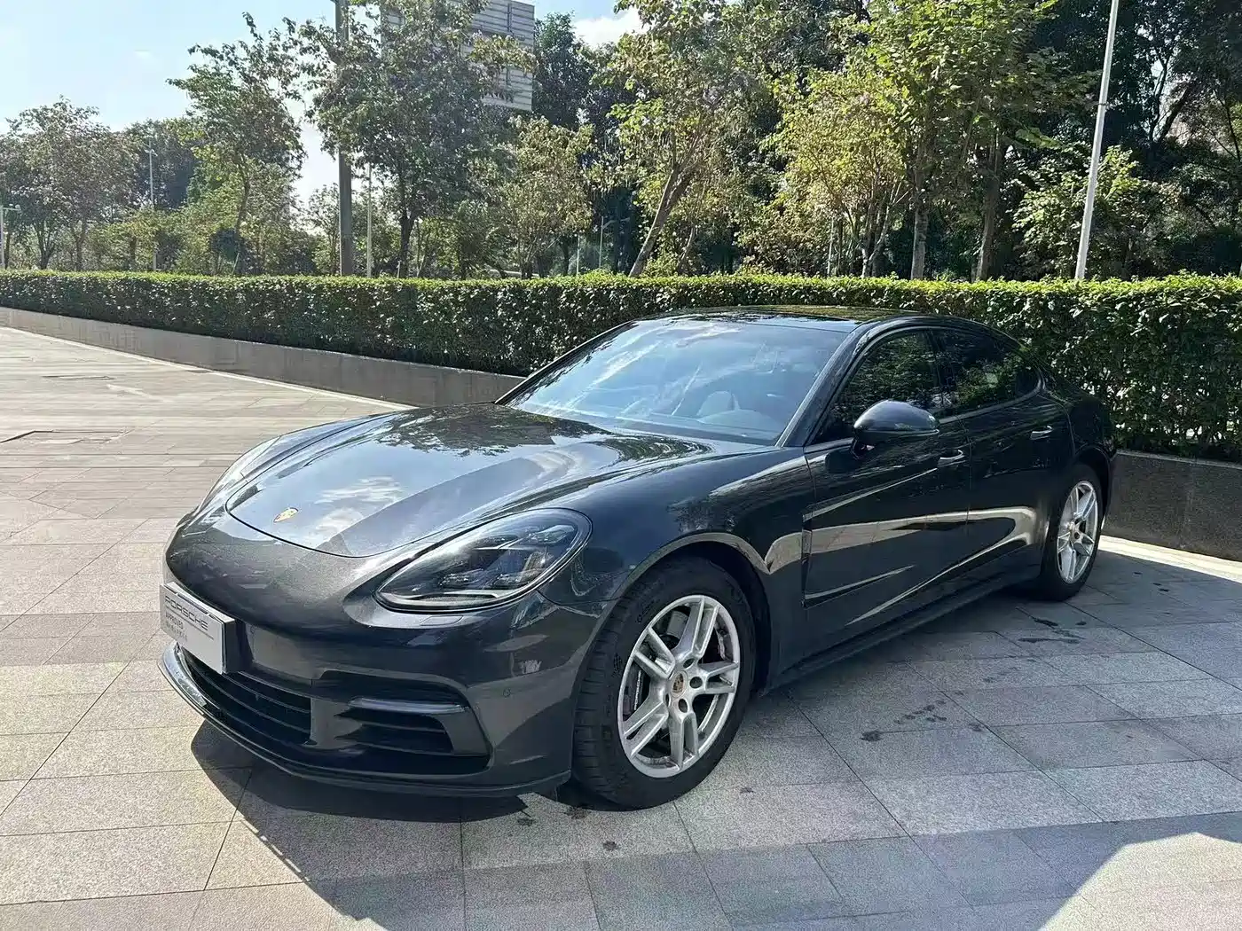 Porsche Panamera 2019