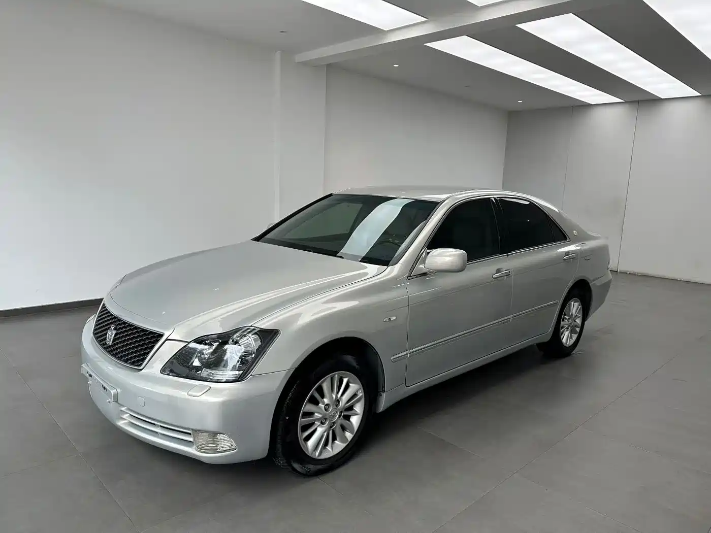 Toyota Crown 2006