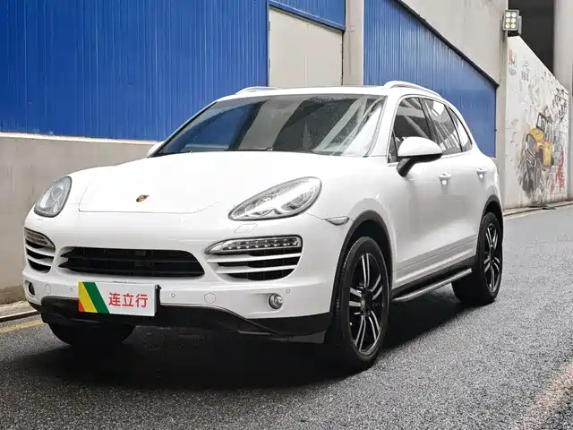 Porsche Cayenne 2014