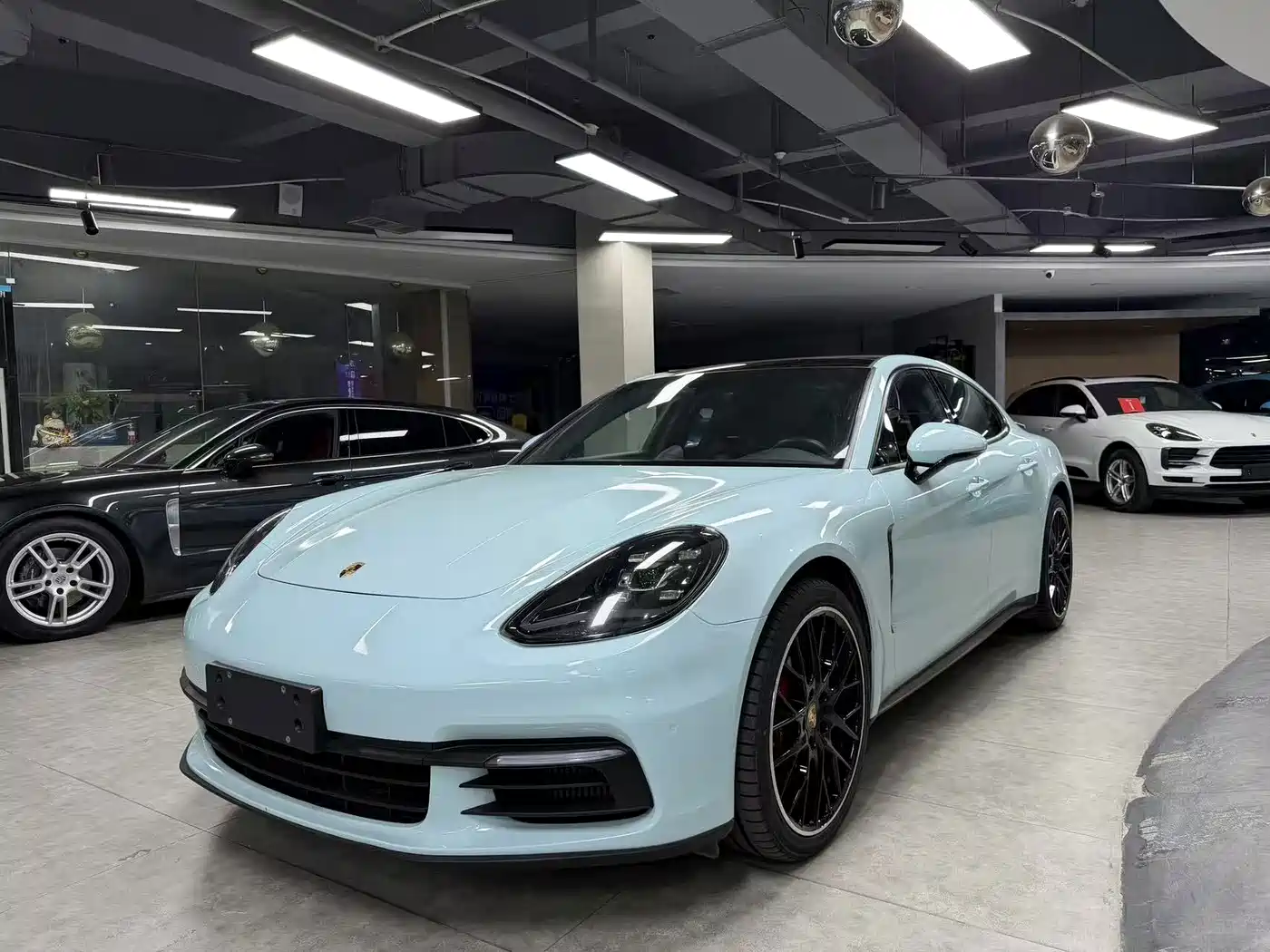 Porsche Panamera 2019