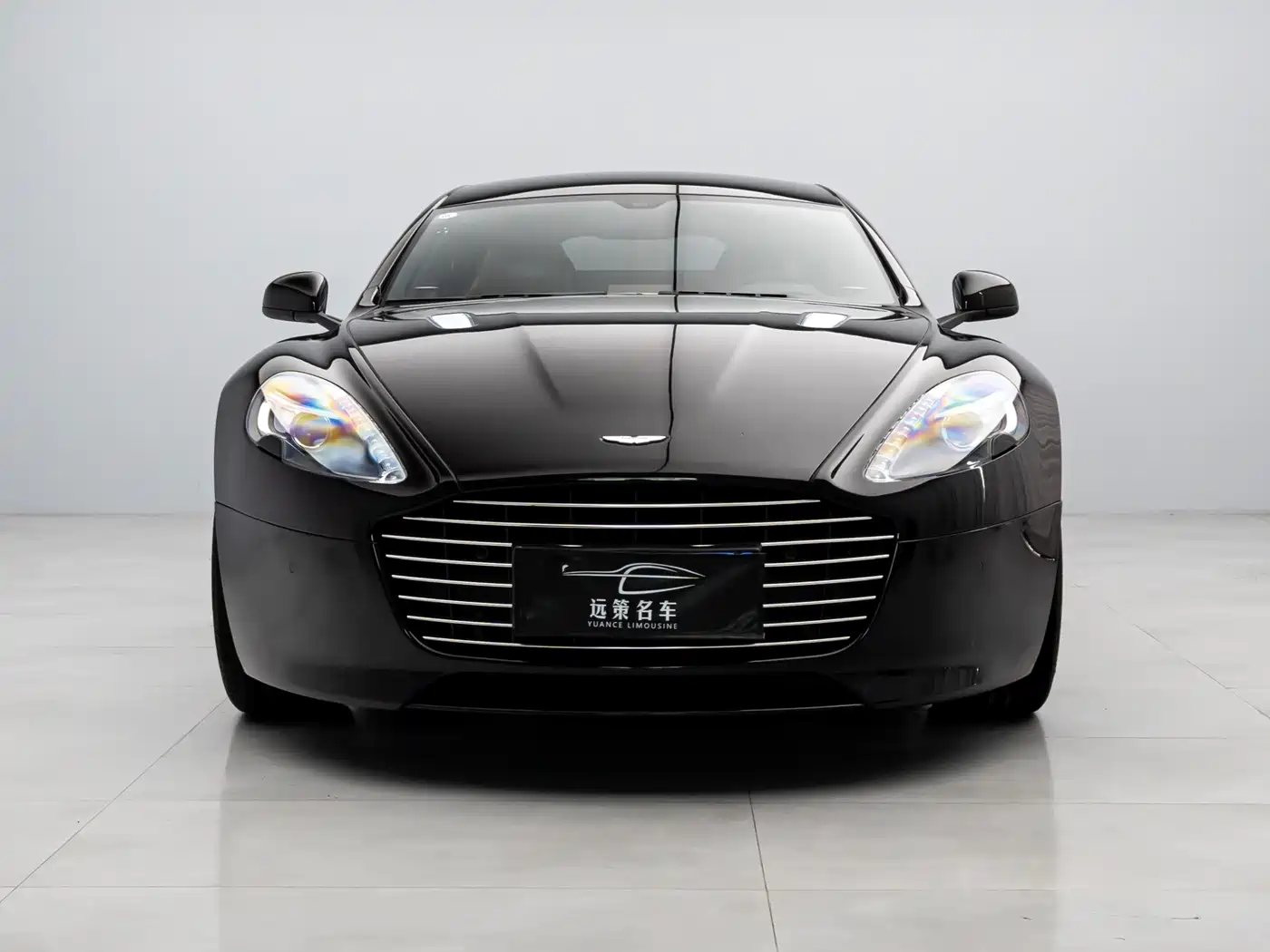 Aston Martin Rapide 2013