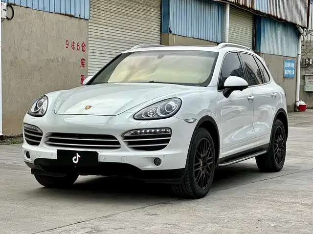 Porsche Cayenne 2015