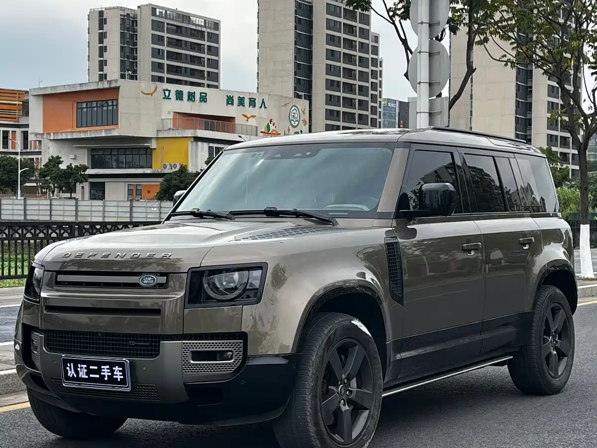 Land Rover Land Rover Defender 2021