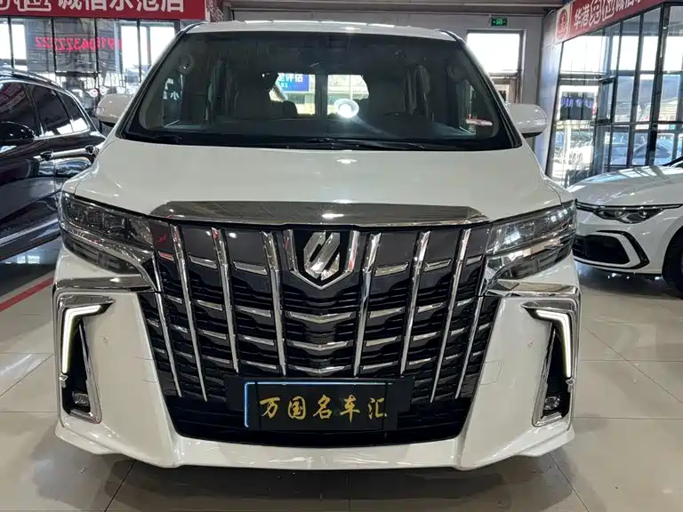 Toyota Alphard 2015