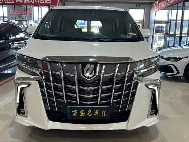 Toyota Alphard 2016