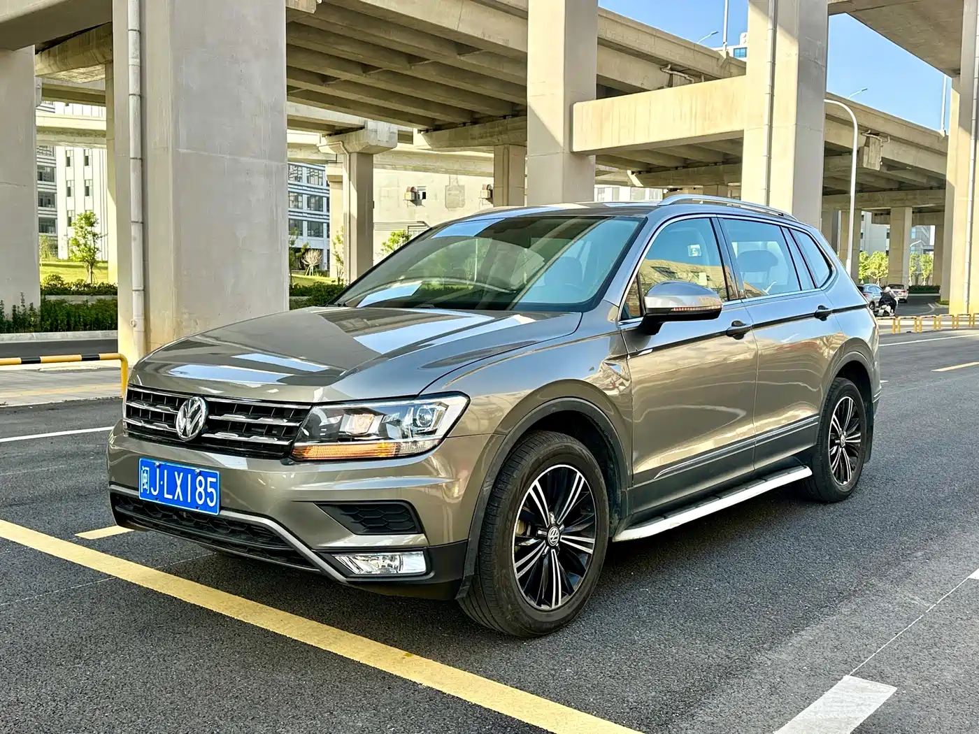 Volkswagen Tiguan L 2019