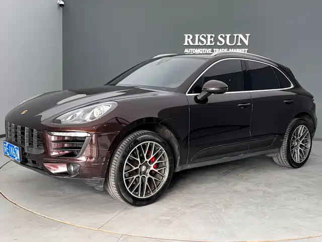 Porsche Macan 2015