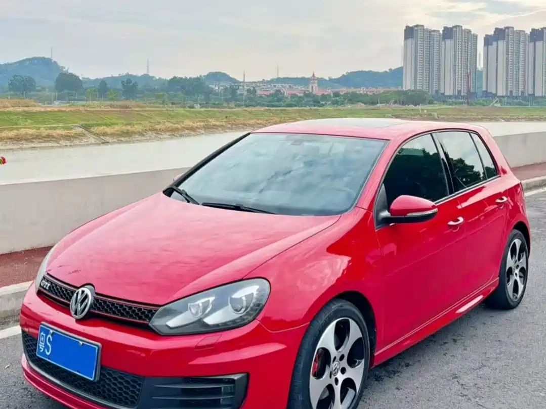 Volkswagen Golf GTI 2012