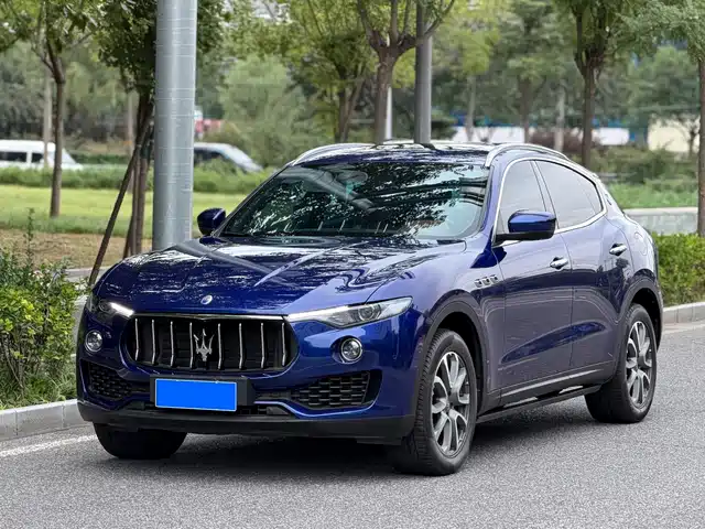 Maserati Levante 2016
