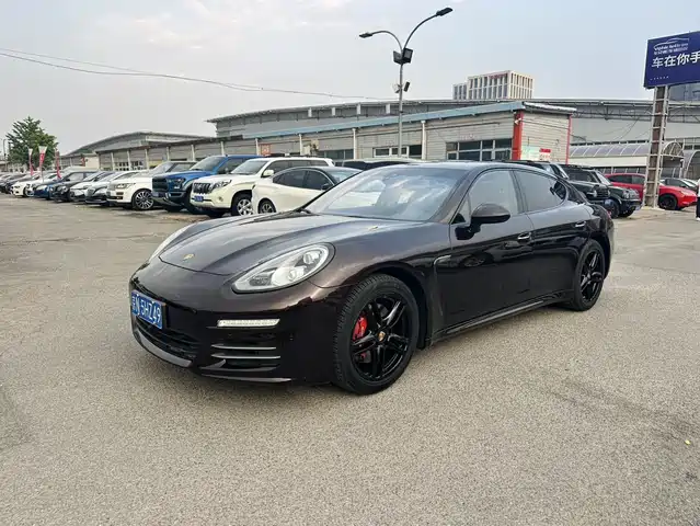 Porsche Panamera 2013
