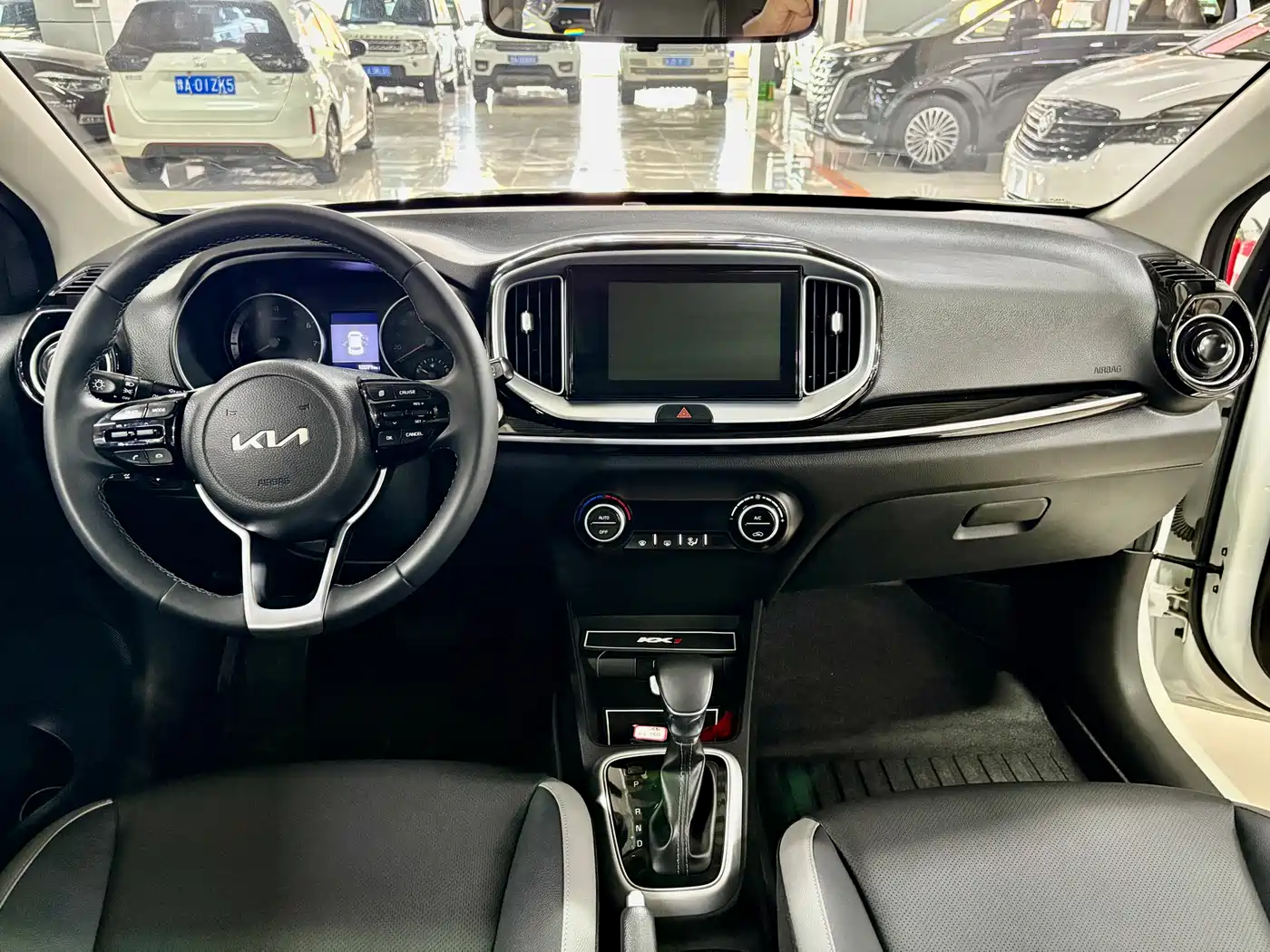 Kia KX1