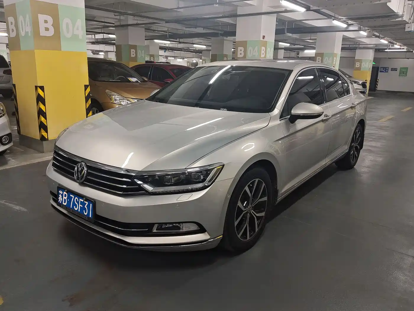 Volkswagen Magotan 2016