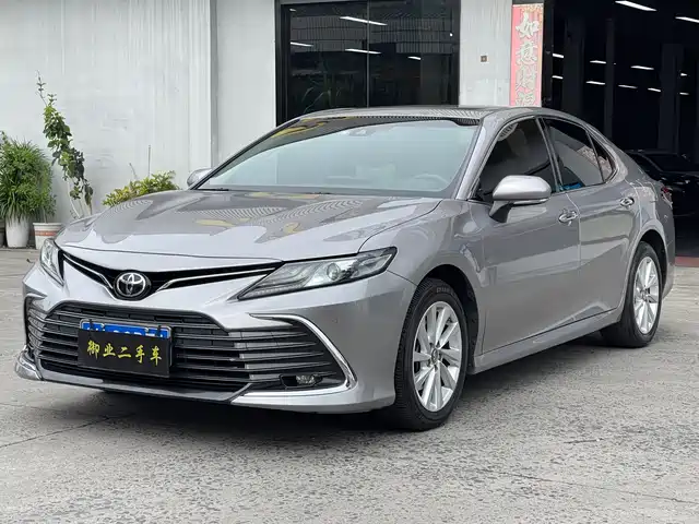 Toyota Camry 2021