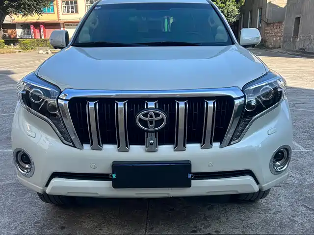 Toyota Prado 2016